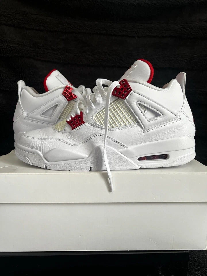 Air Jordan 4 Metallic Red